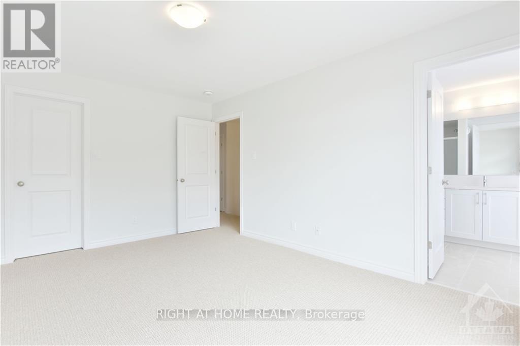 1007 Eider Street Property Photo 14