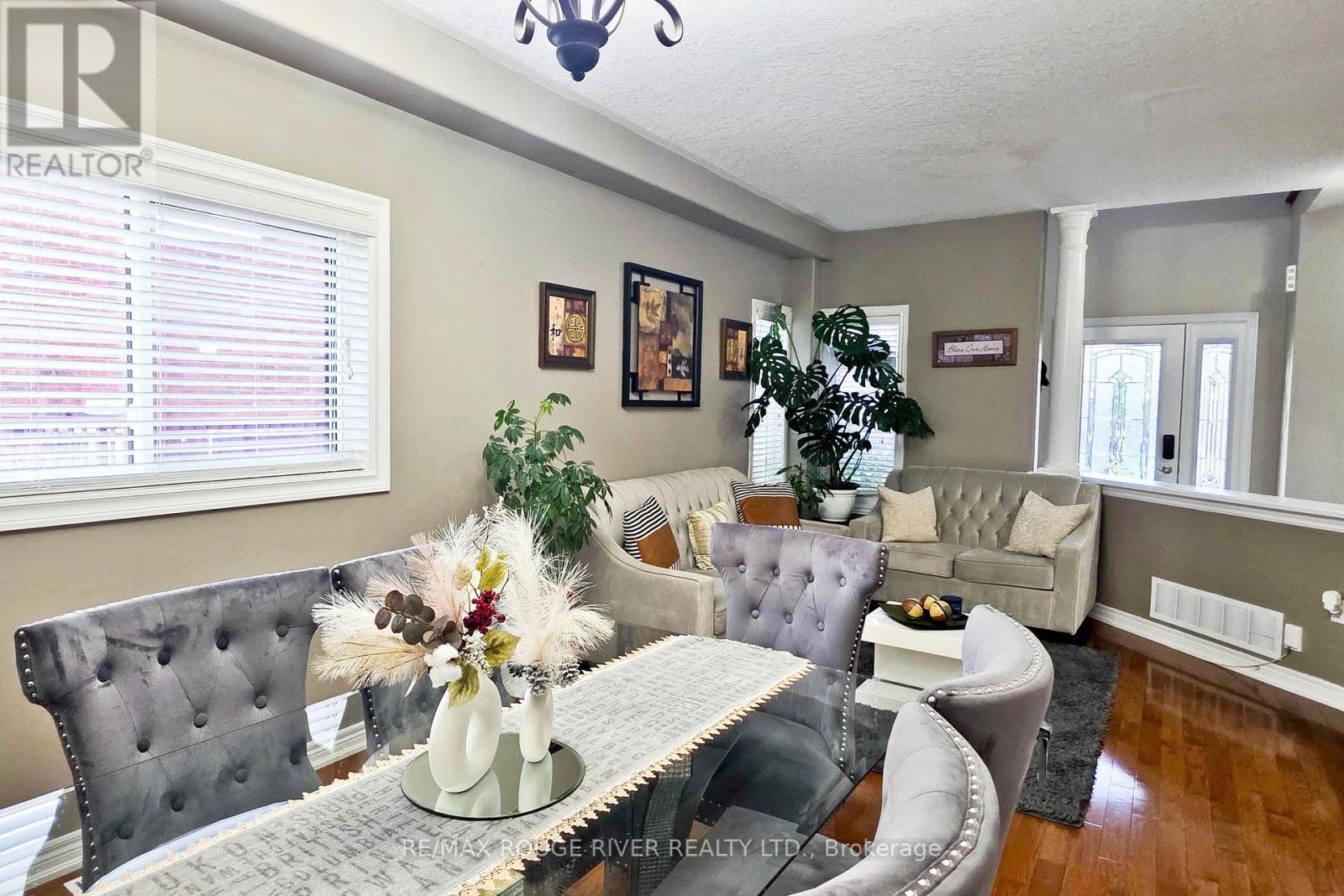 71 Sweetnam Drive Property Photo 4