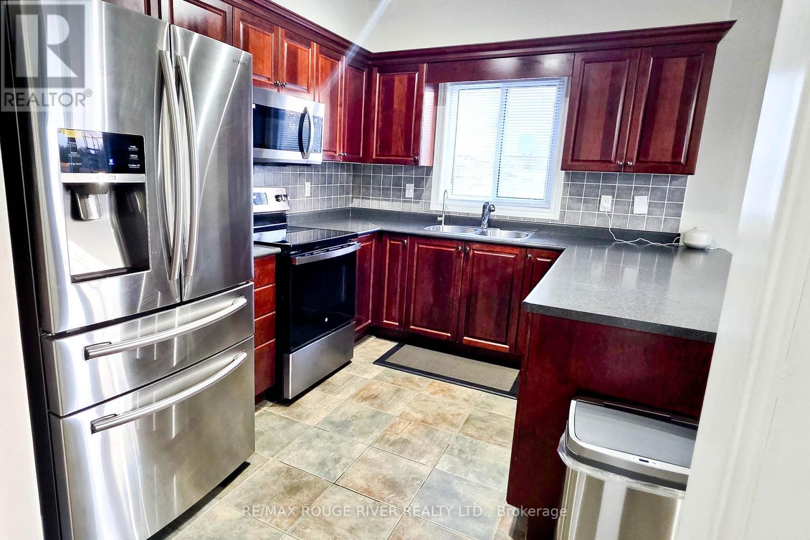 71 Sweetnam Drive Property Photo 13