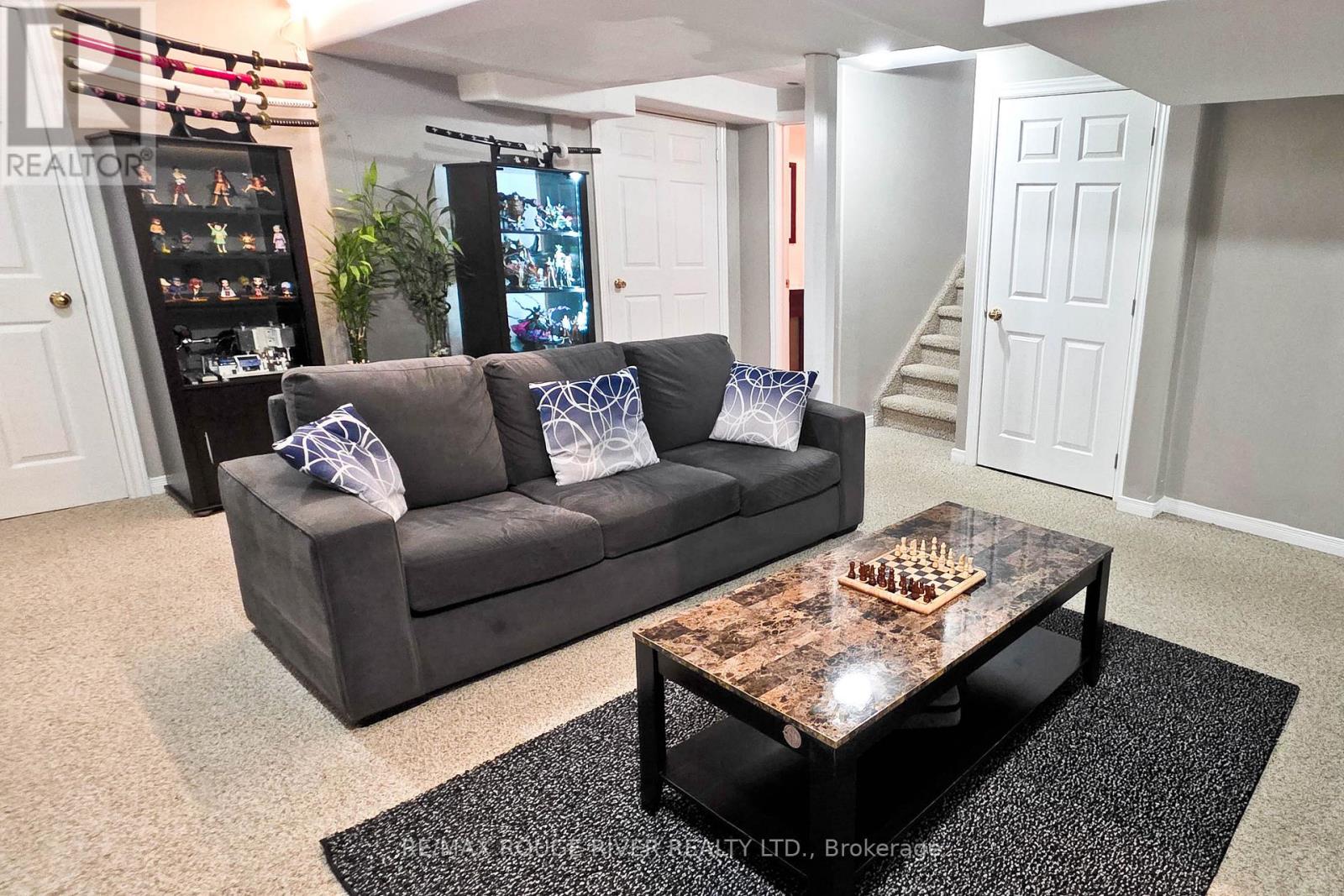 71 Sweetnam Drive Property Photo 28