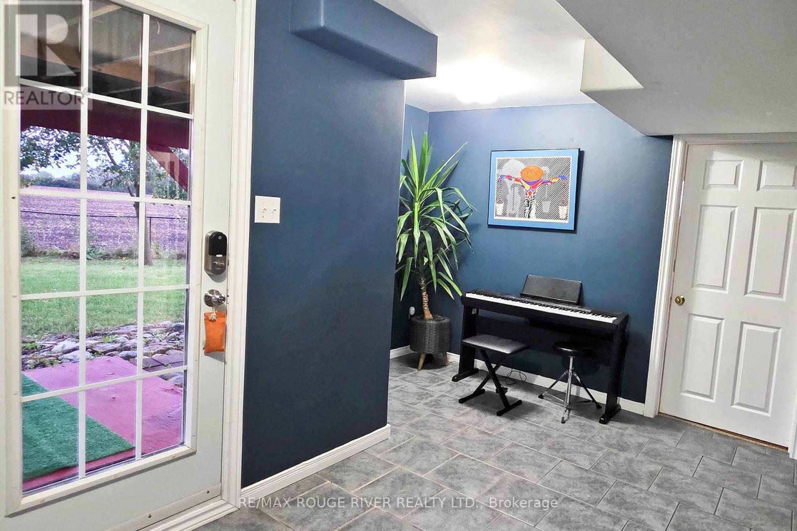 71 Sweetnam Drive Property Photo 32
