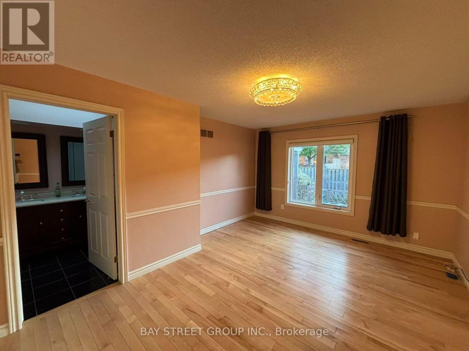 18 - 20 Meadowlands Boulevard Property Photo 7