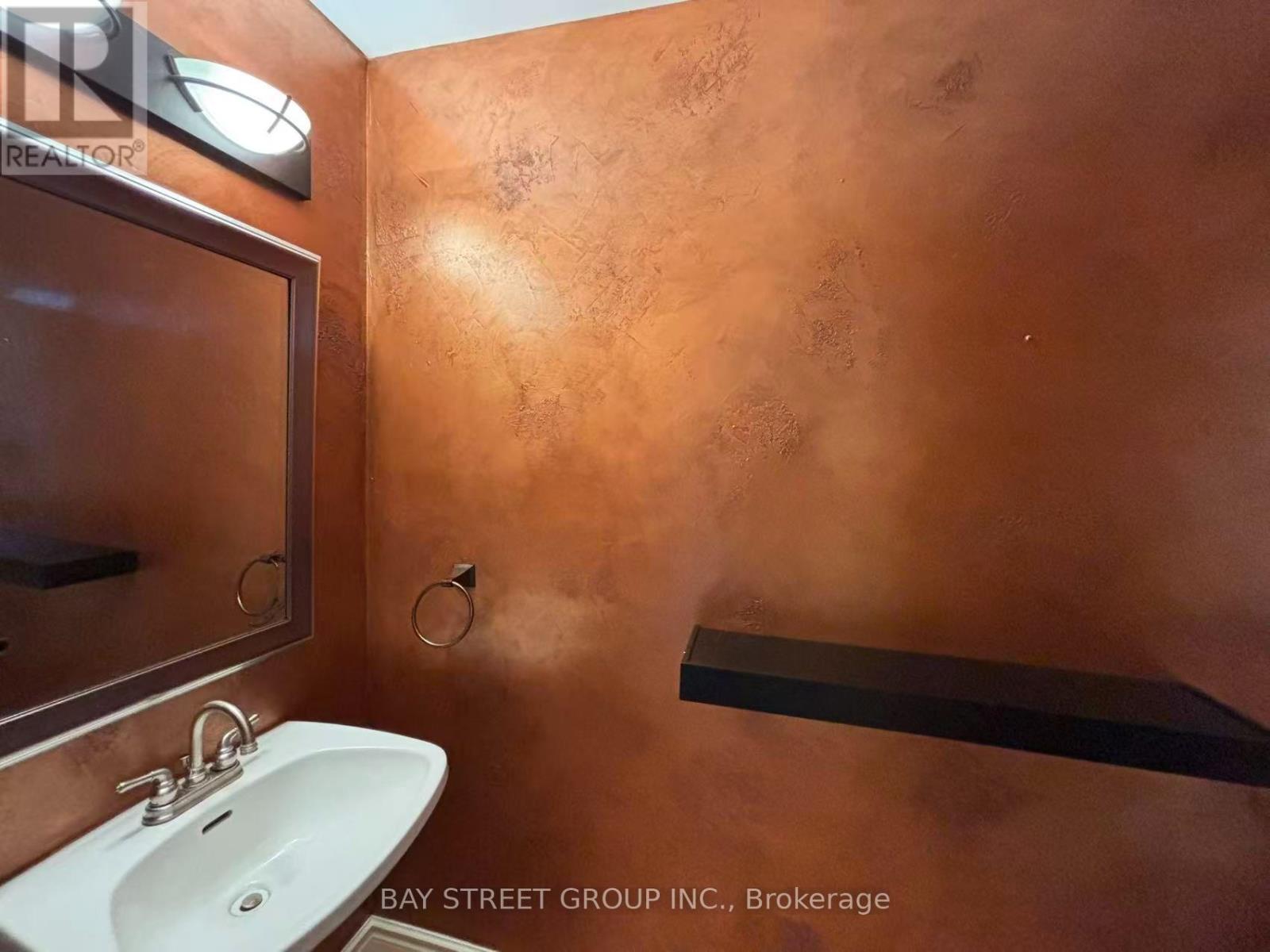 18 - 20 Meadowlands Boulevard Property Photo 11