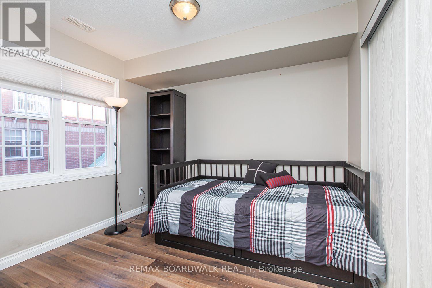 6 - 130 Rochester Street Property Photo 15