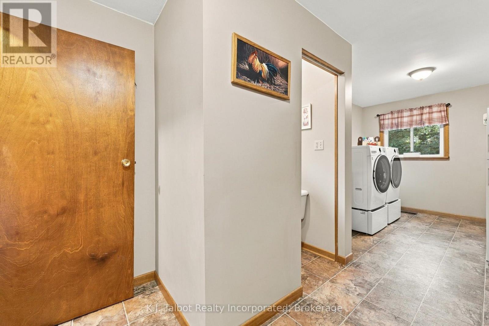 33696 Black's Point Road Property Photo 27