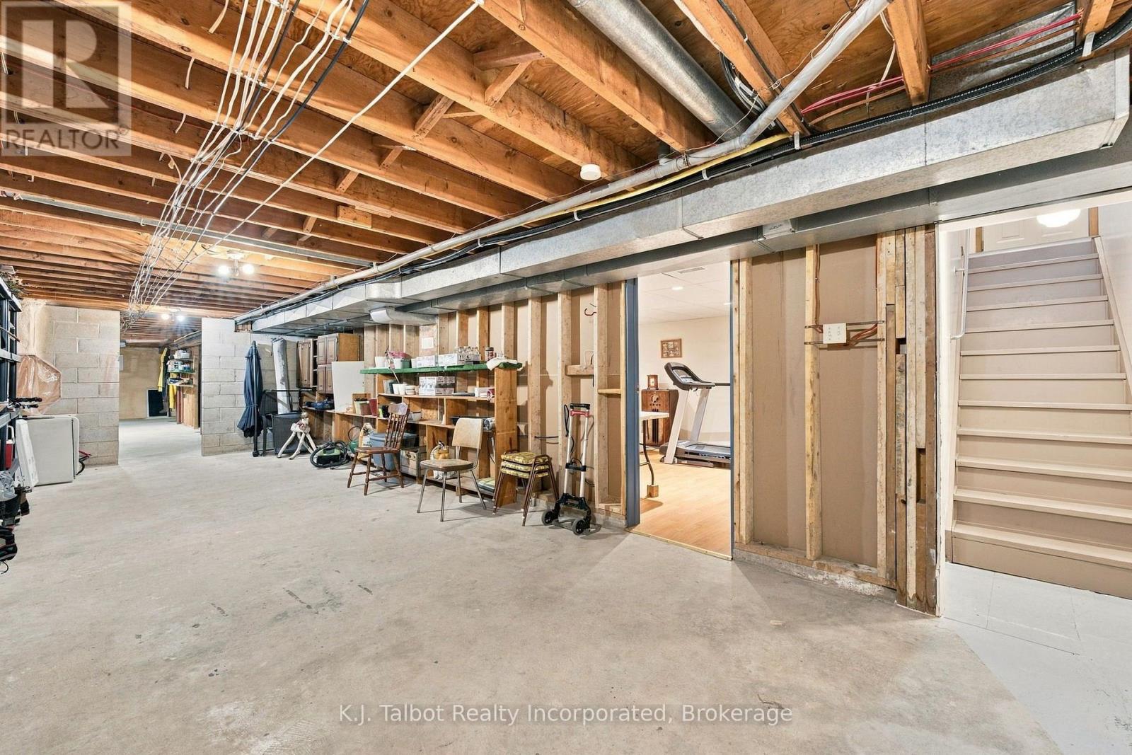 33696 Black's Point Road Property Photo 29