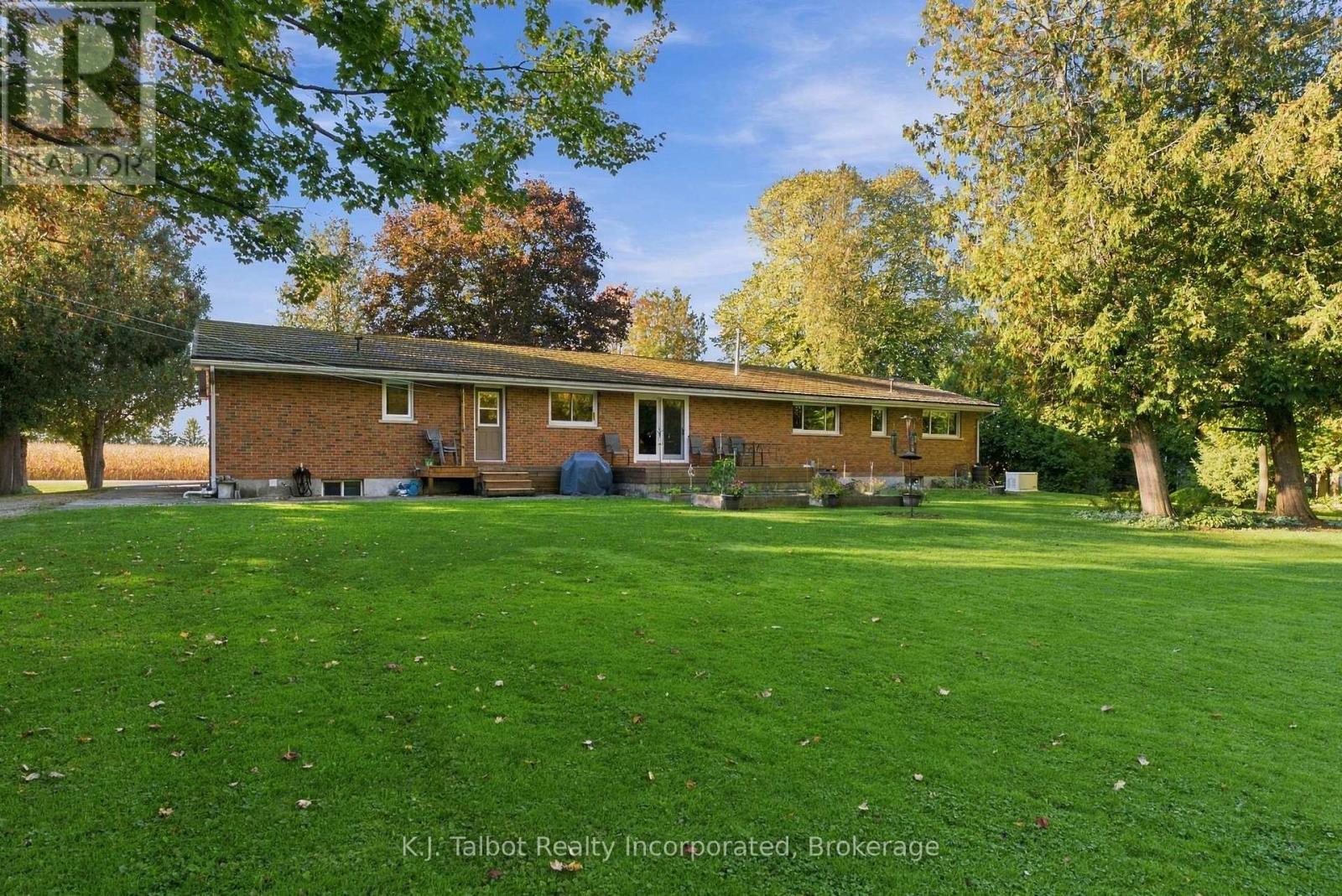 33696 Black's Point Road Property Photo 33