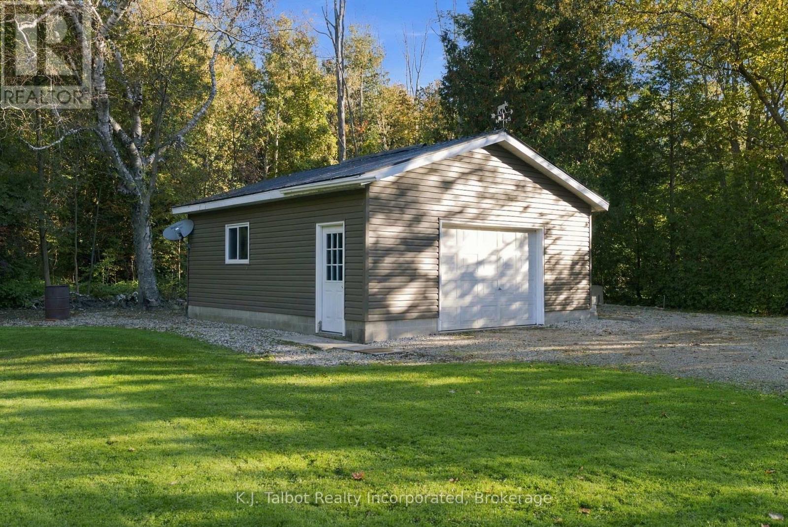 33696 Black's Point Road Property Photo 36