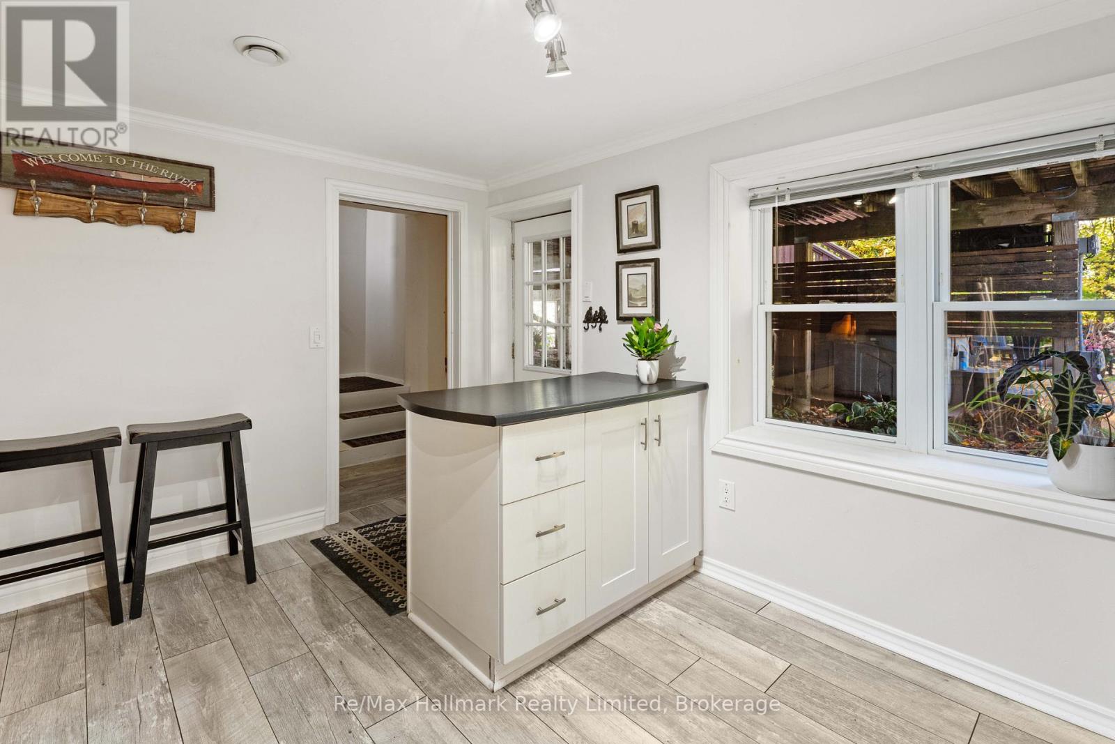 140 Woodward Street Property Photo 32
