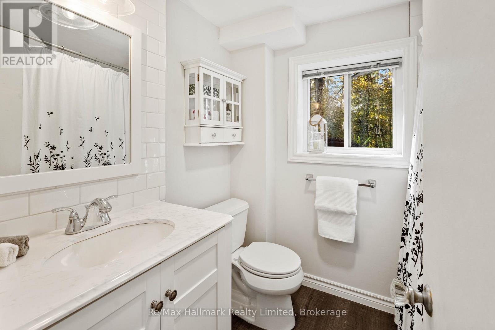 140 Woodward Street Property Photo 33