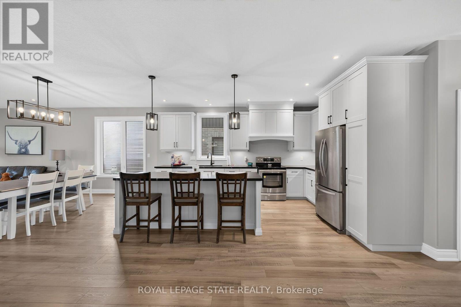 30 Hare Street Property Photo 2