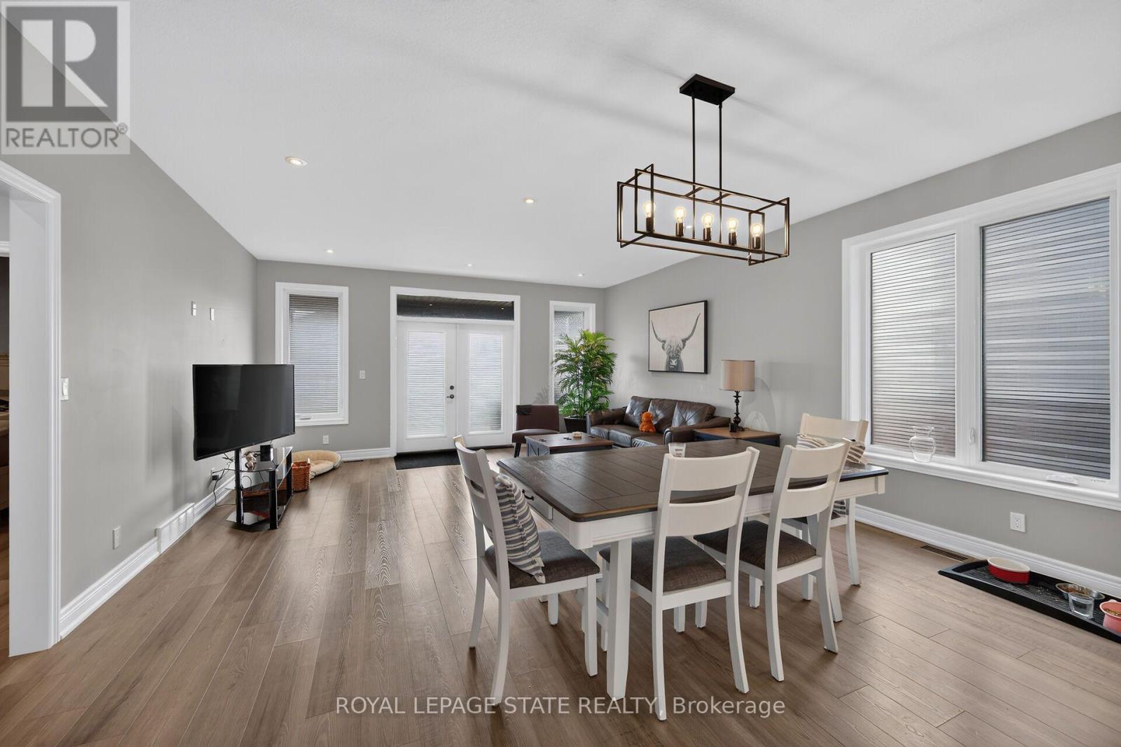 30 Hare Street Property Photo 12