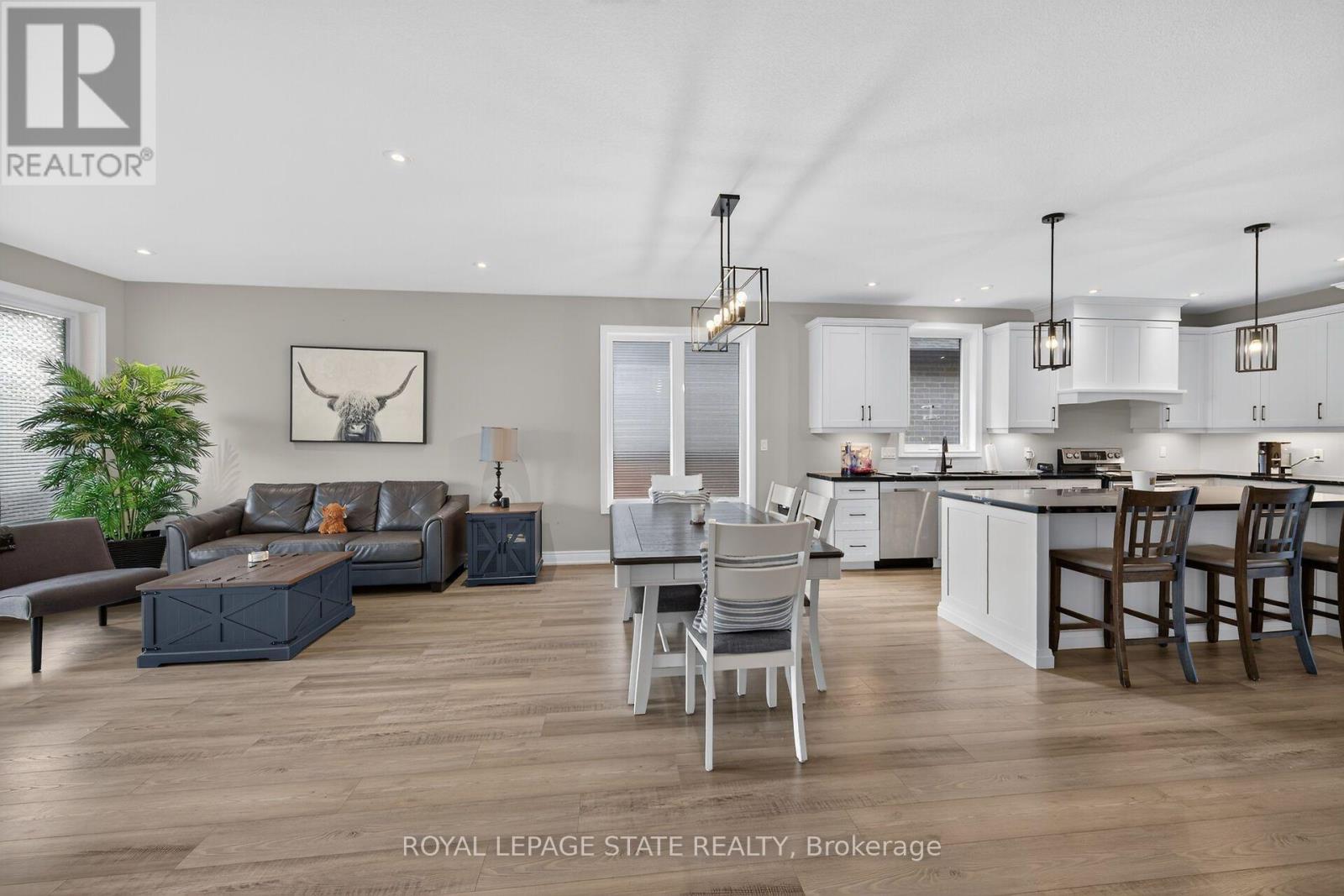 30 Hare Street Property Photo 13