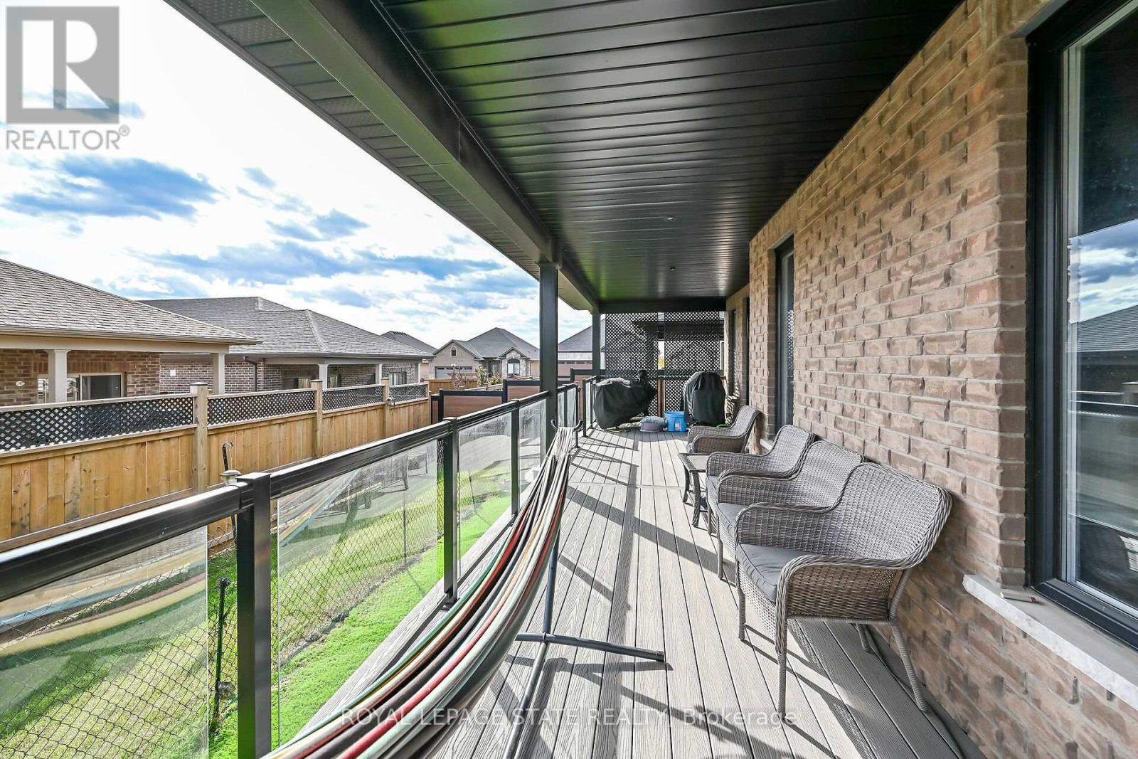 30 Hare Street Property Photo 34
