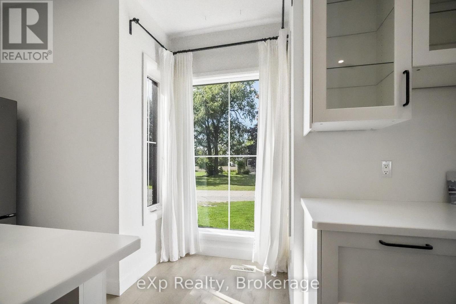 125 Portland Street Property Photo 18