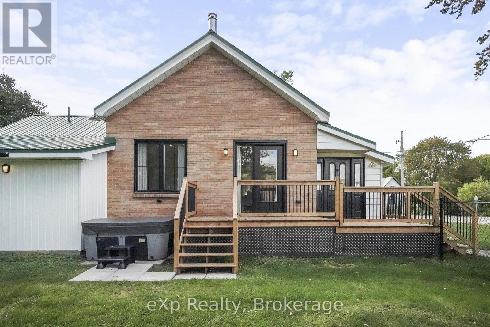 125 Portland Street Property Photo 30