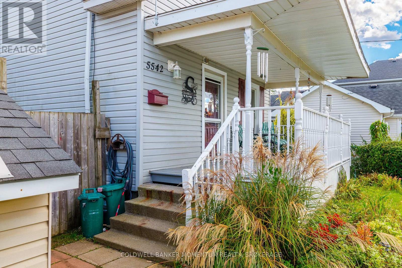 5542 Highland Avenue Property Photo 4