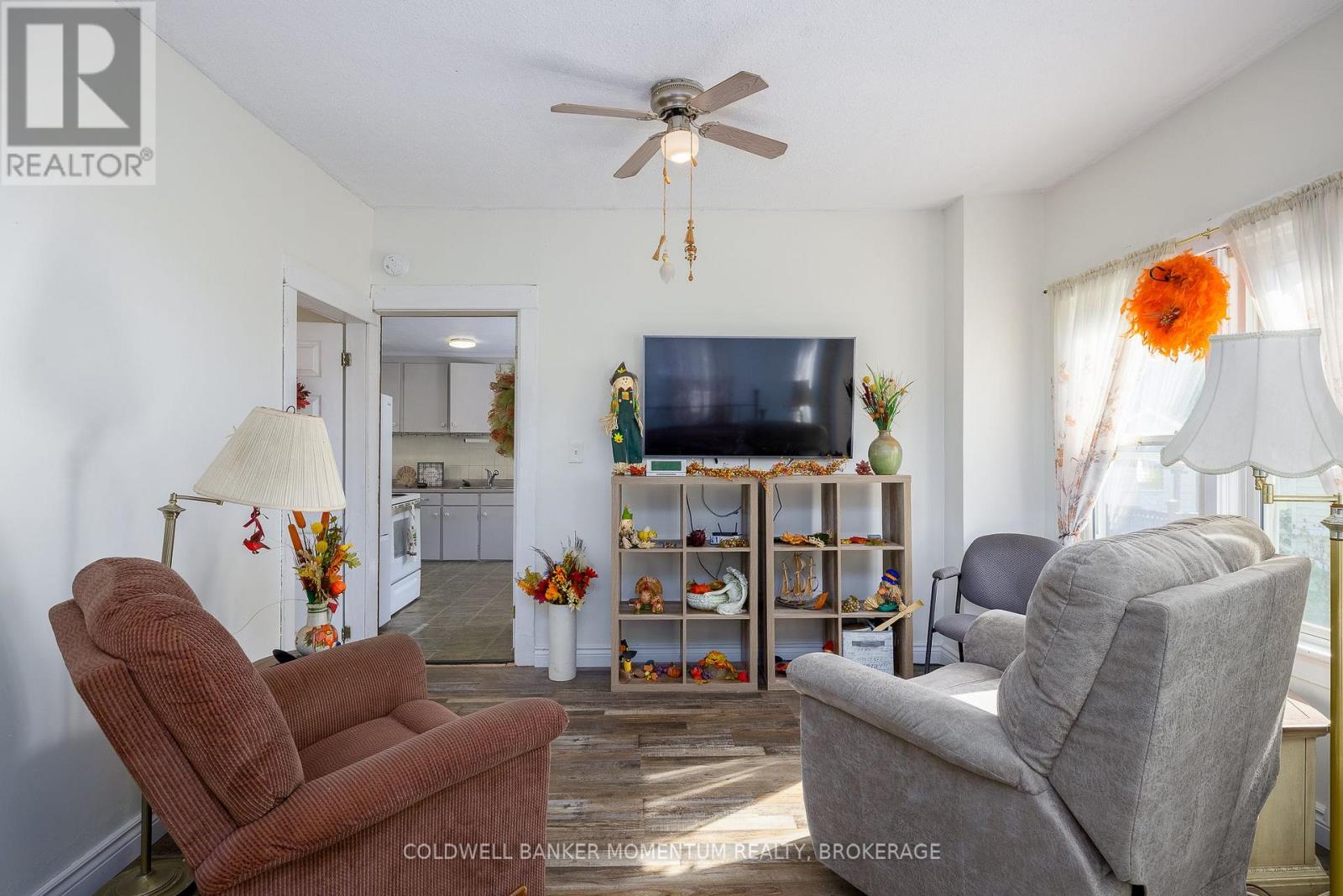 5542 Highland Avenue Property Photo 11