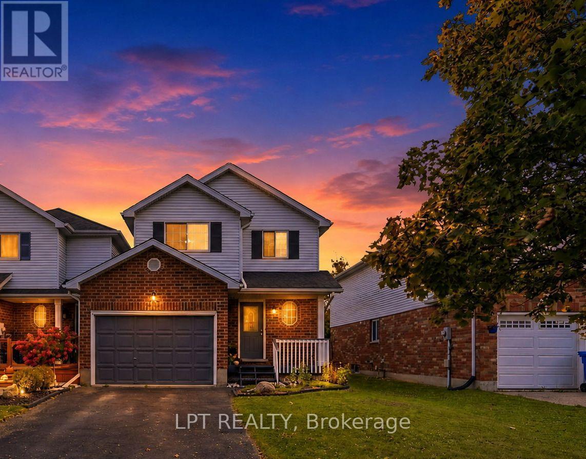 232 Tait Crescent Property Photo 1