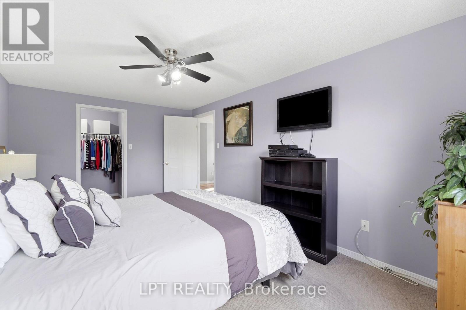 232 Tait Crescent Property Photo 21