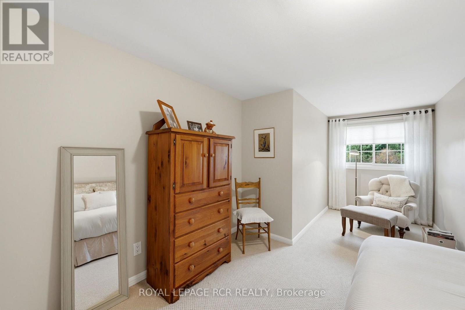 333070 7th Line Property Photo 42