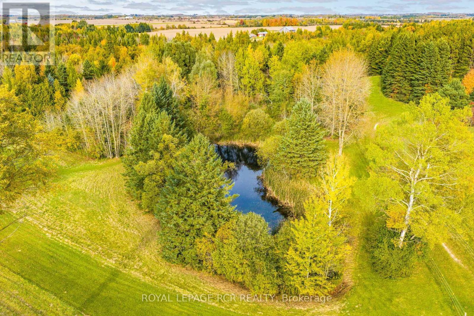 333070 7th Line Property Photo 45