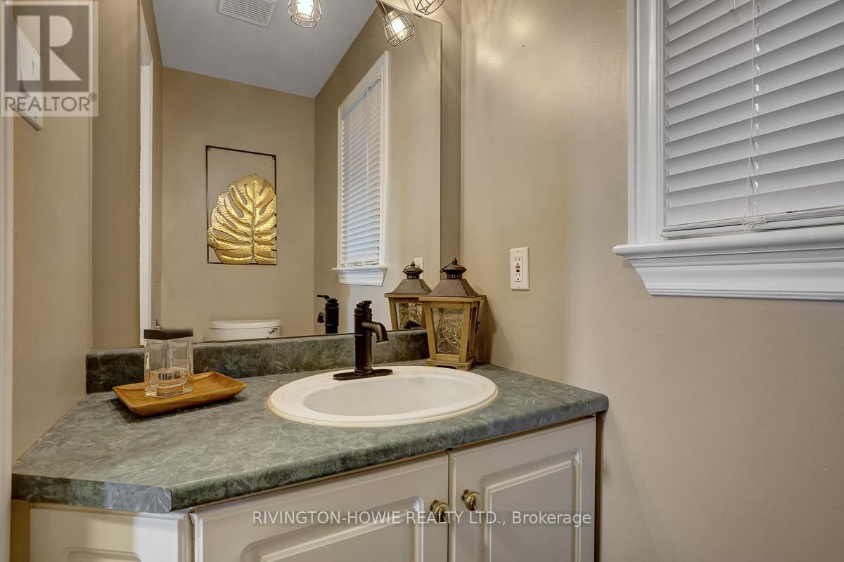 3722 Unit 3 Carp Road Property Photo 17