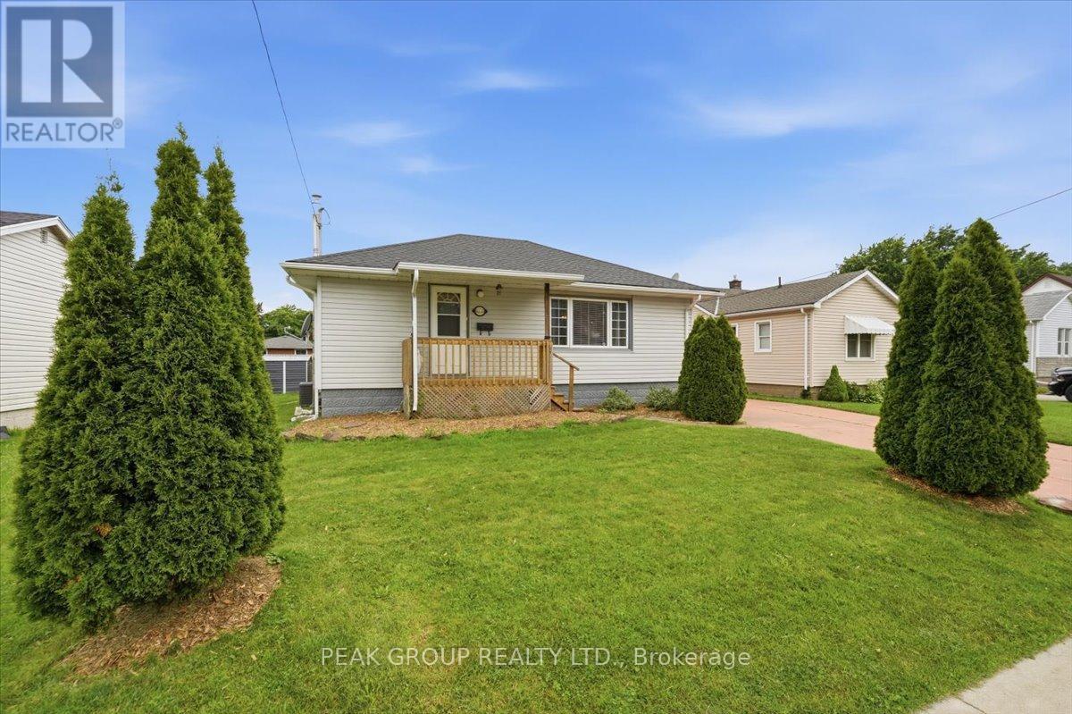 6233 Montrose Road Property Photo 3