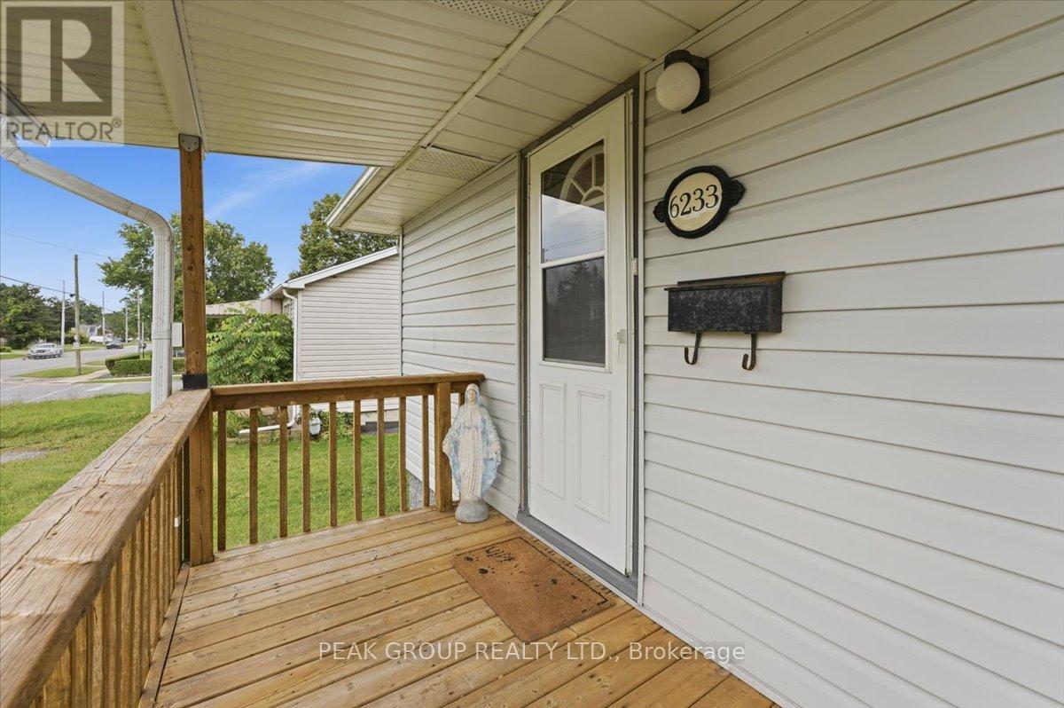 6233 Montrose Road Property Photo 5