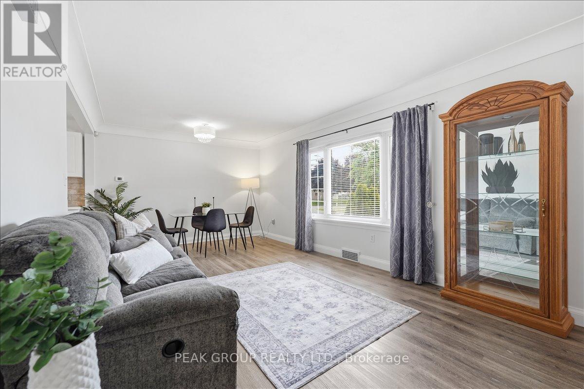 6233 Montrose Road Property Photo 8