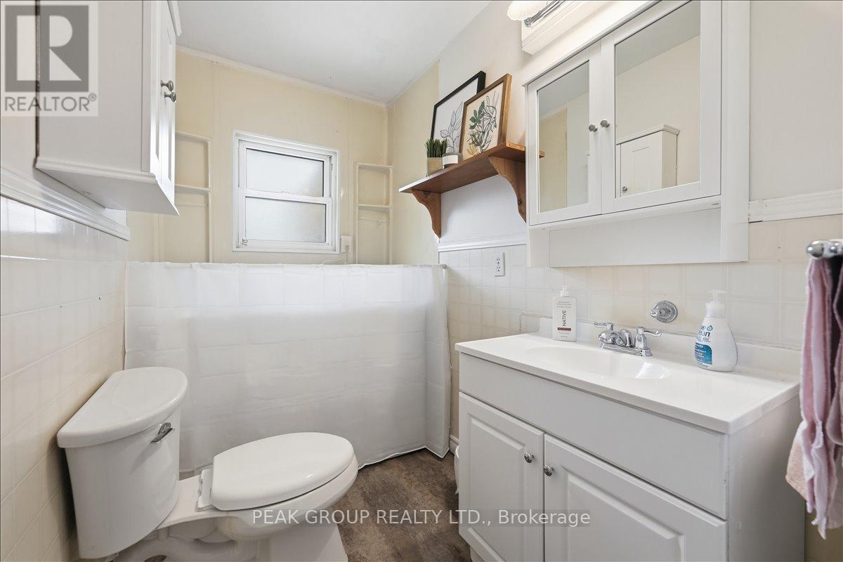 6233 Montrose Road Property Photo 18
