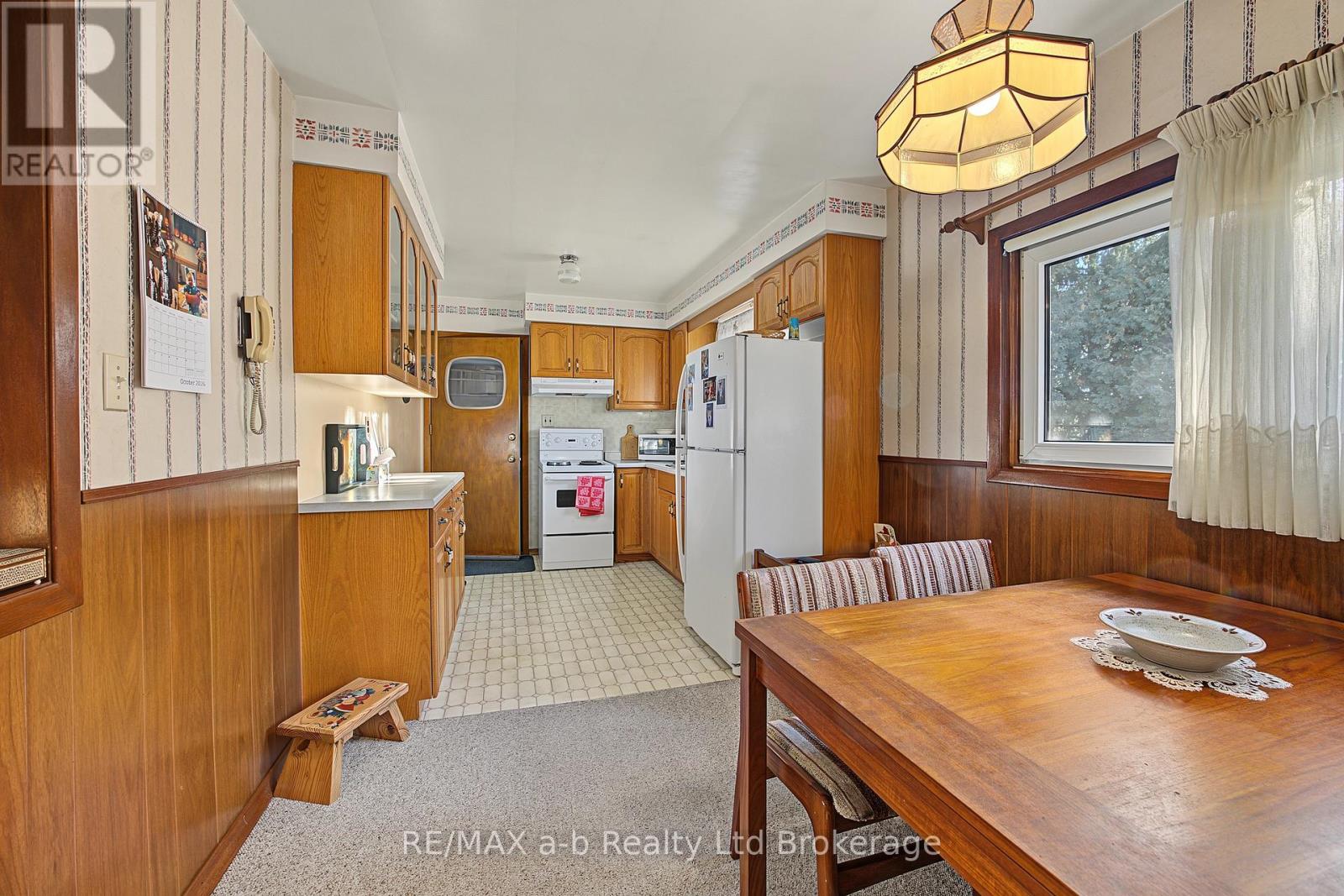 20 Pinecrest Avenue Property Photo 10