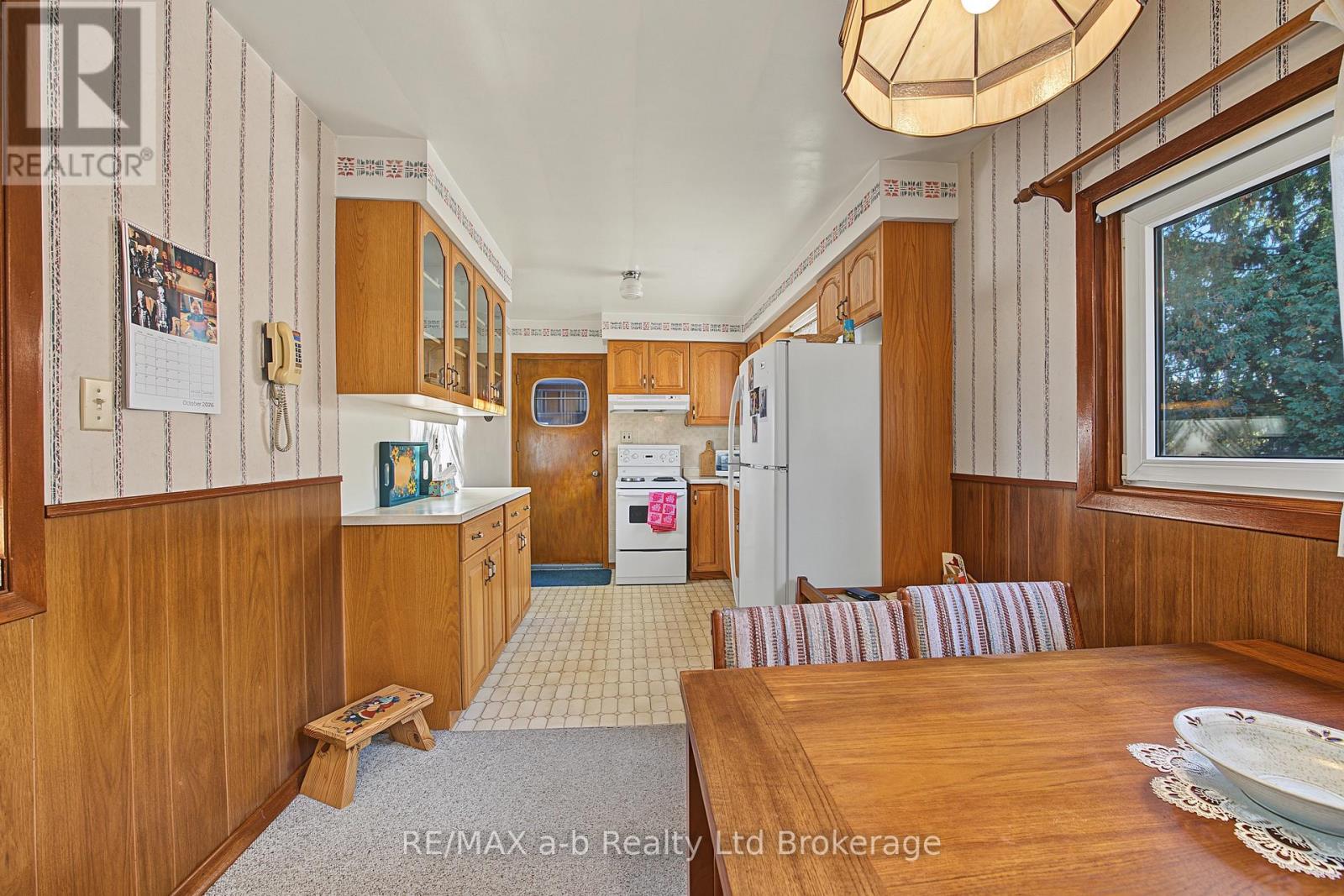 20 Pinecrest Avenue Property Photo 13