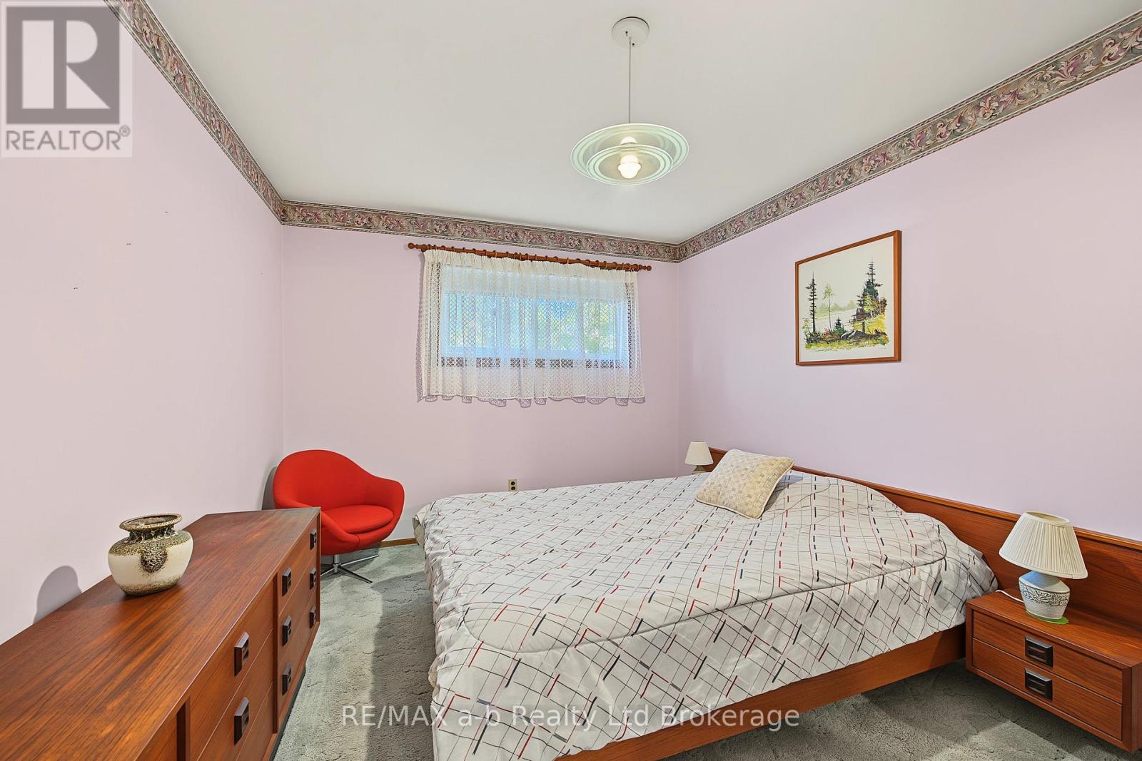 20 Pinecrest Avenue Property Photo 14