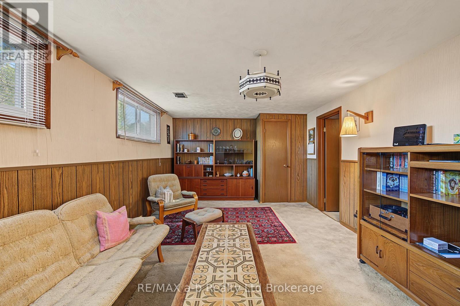 20 Pinecrest Avenue Property Photo 22