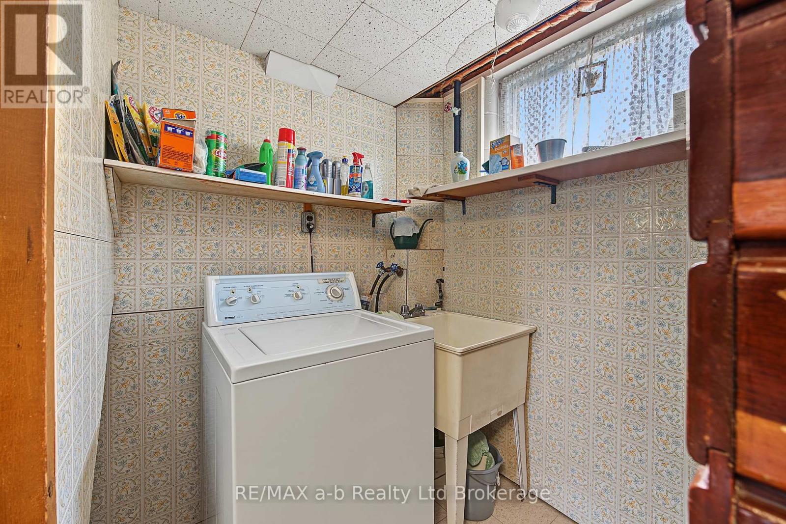 20 Pinecrest Avenue Property Photo 23
