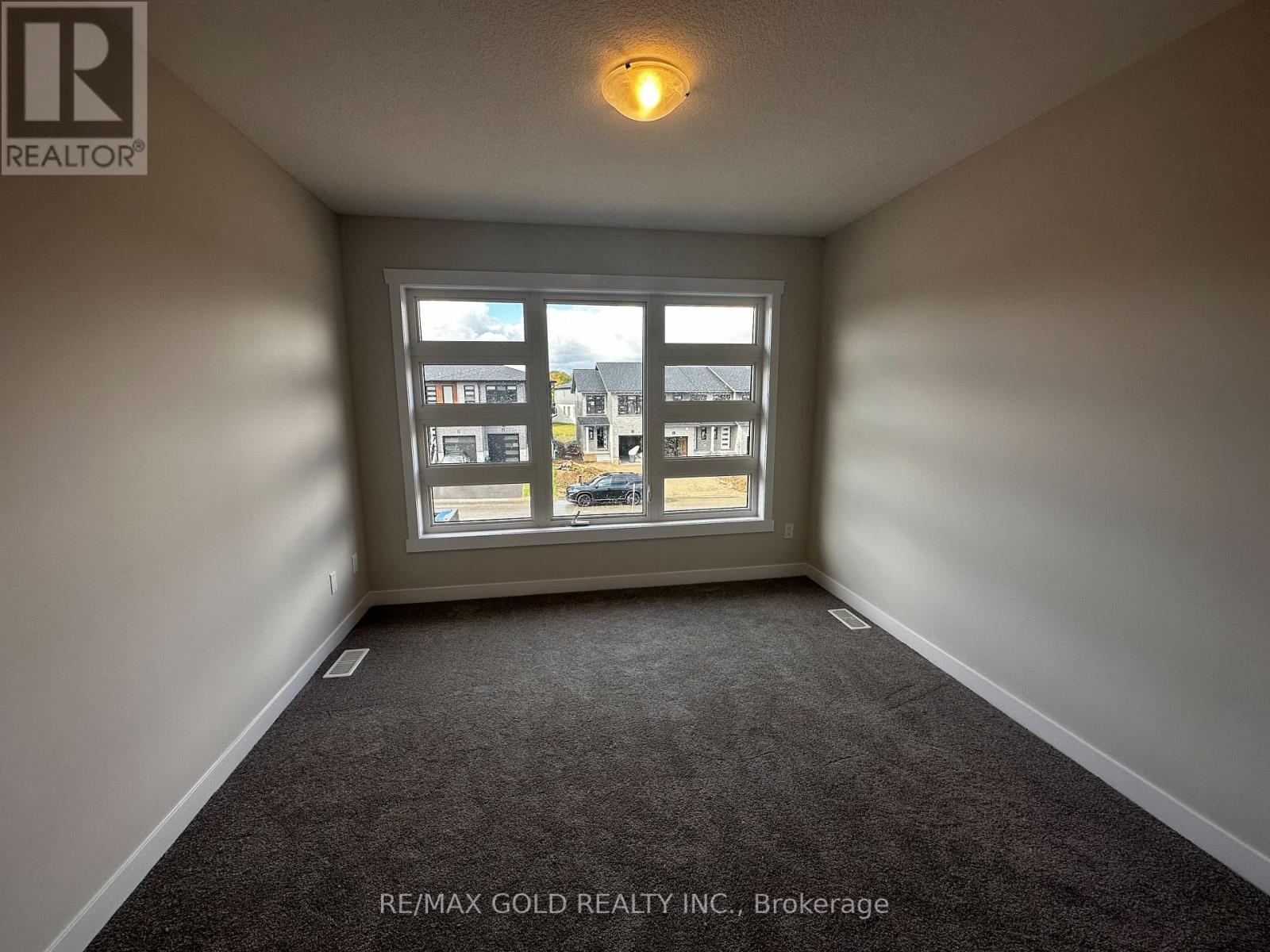 17 Wilkinson Avenue Property Photo 7