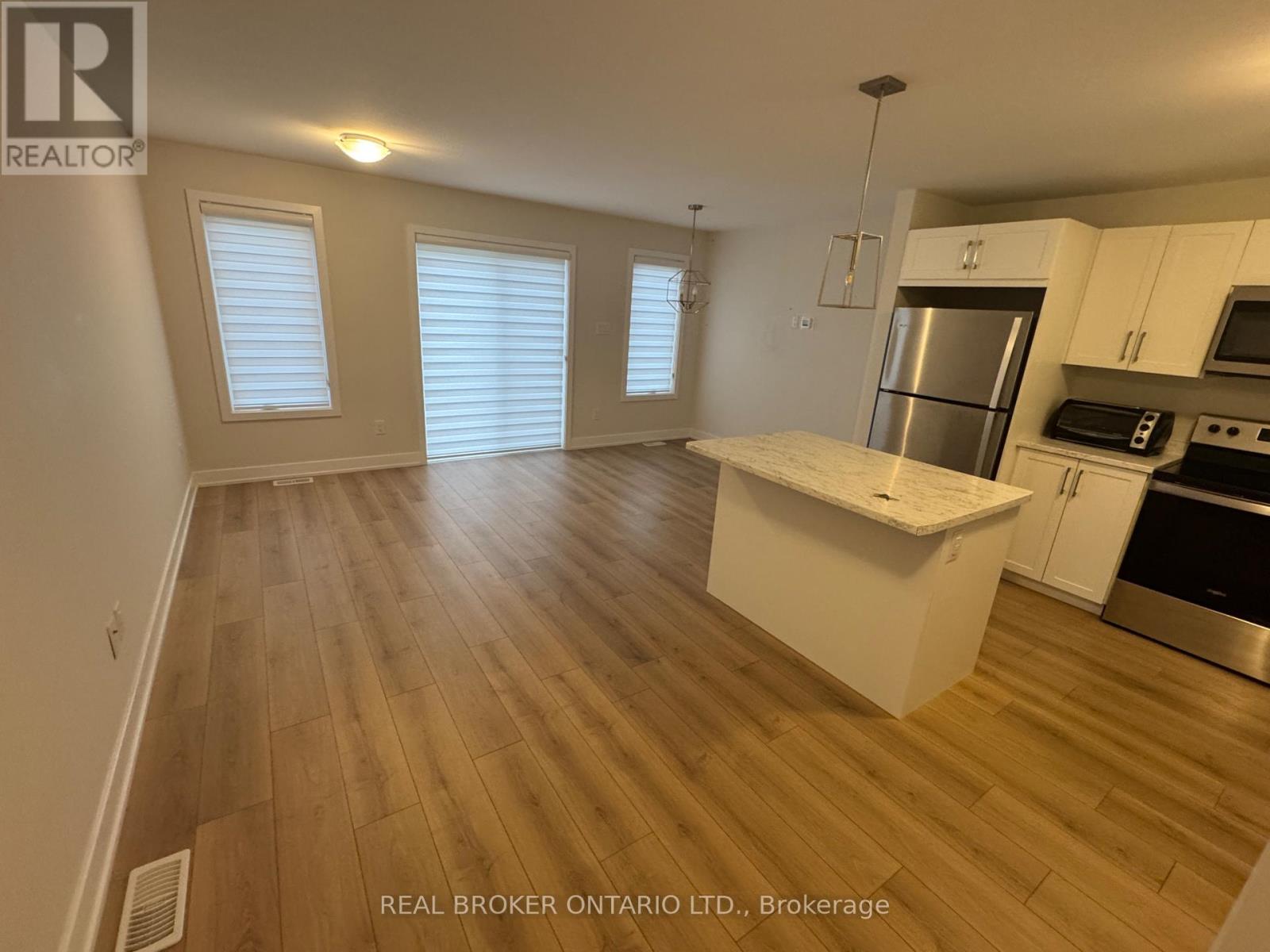 48 Staples Boulevard Property Photo 6