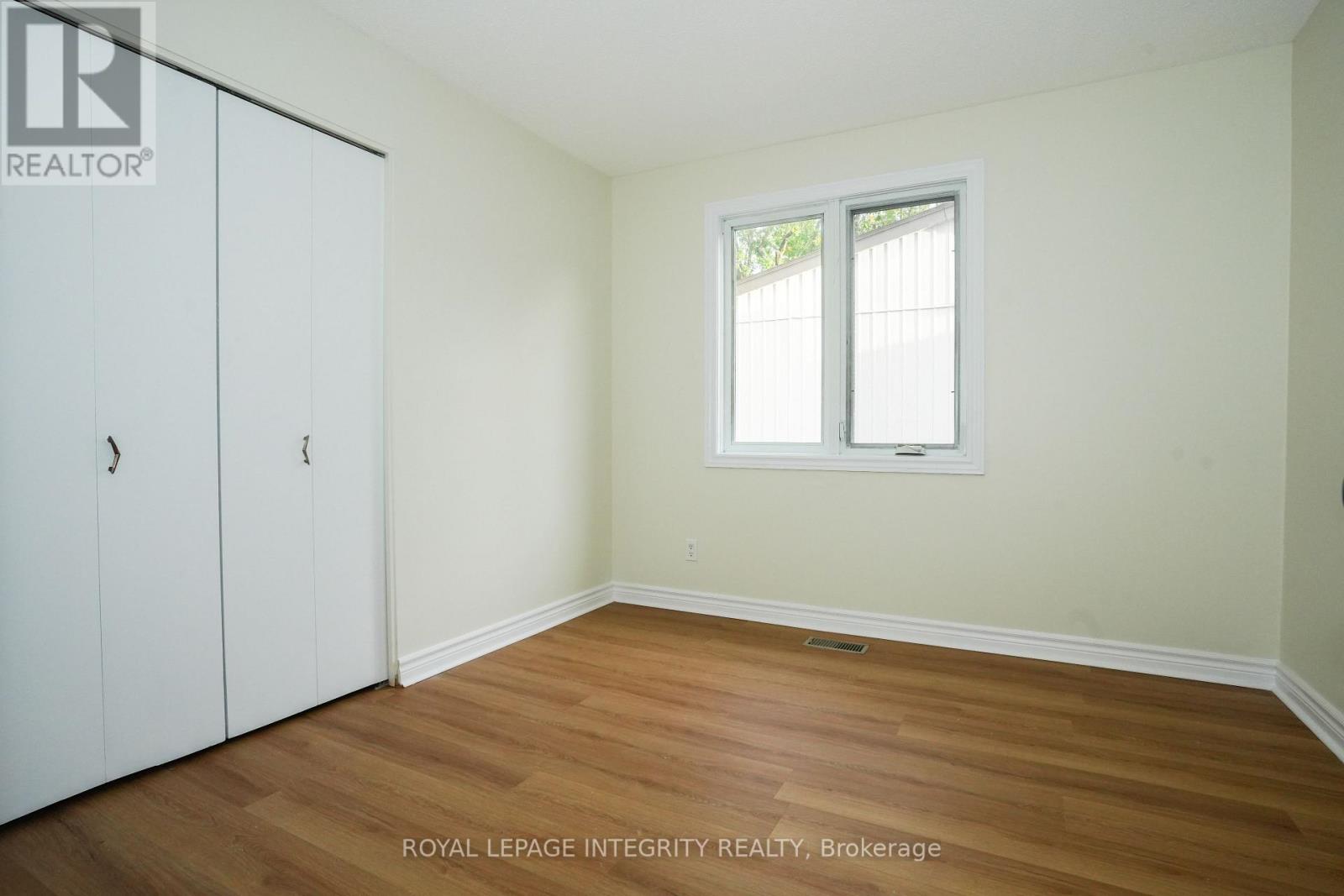 90 - 3270 Southgate Road Property Photo 8