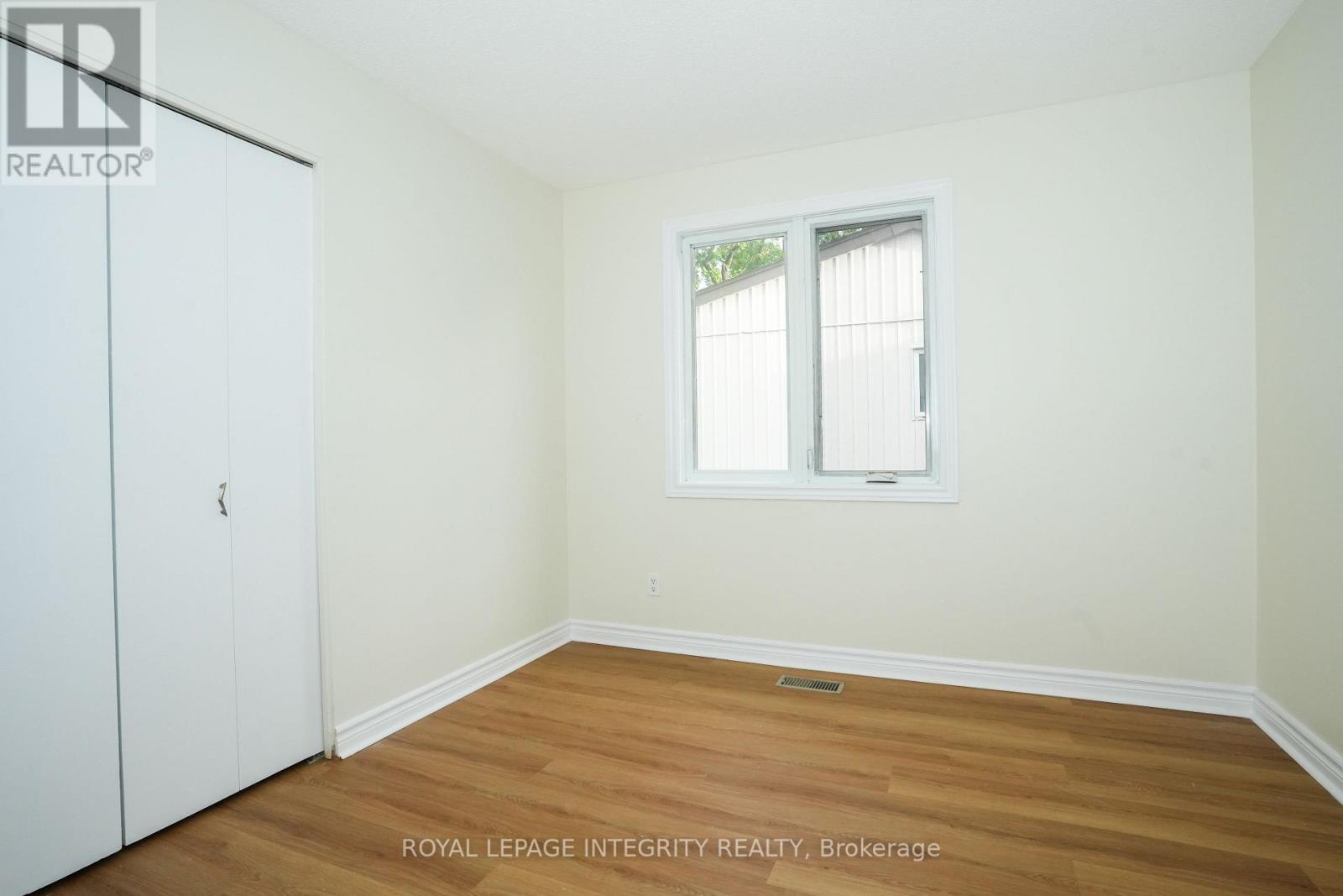 90 - 3270 Southgate Road Property Photo 9