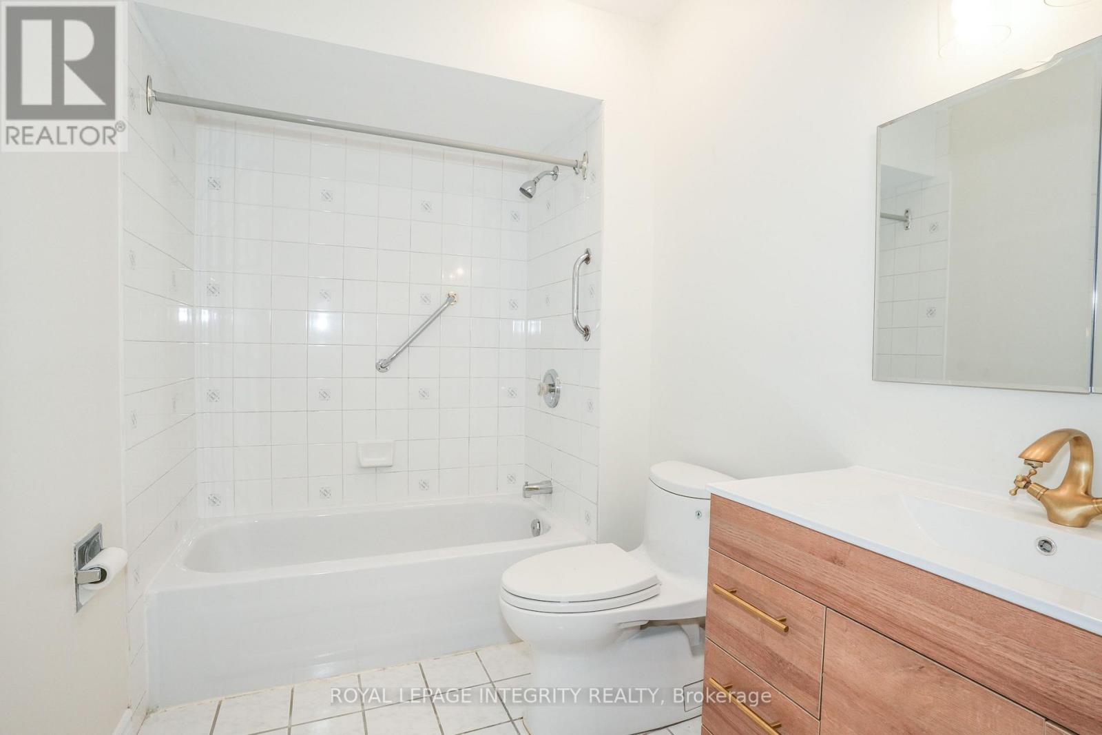 90 - 3270 Southgate Road Property Photo 14