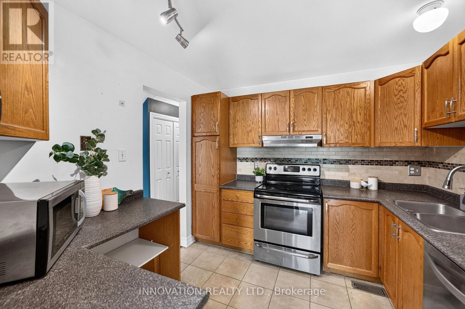73 Mountshannon Drive Property Photo 18