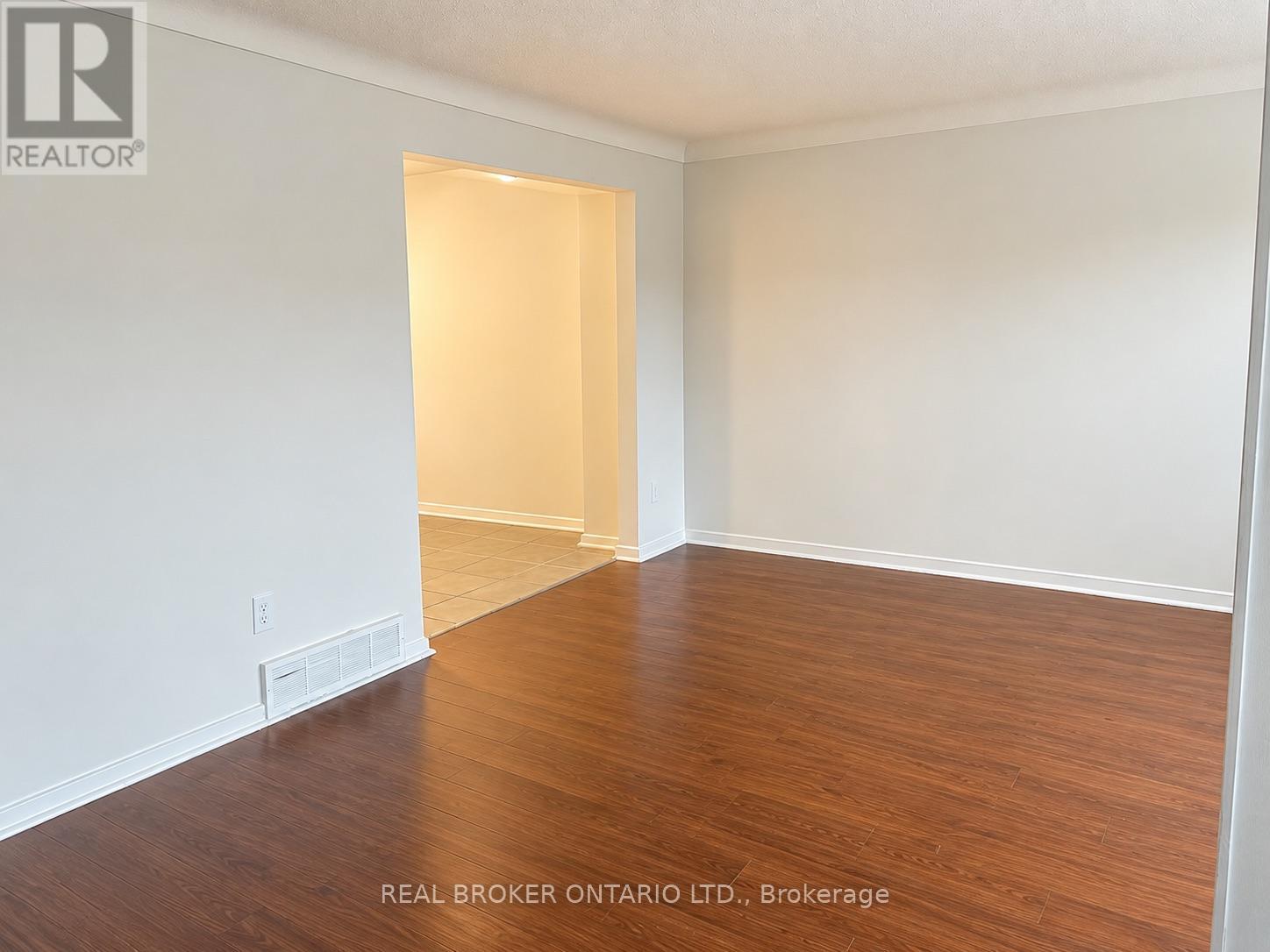 49 Thompson Avenue Property Photo 2