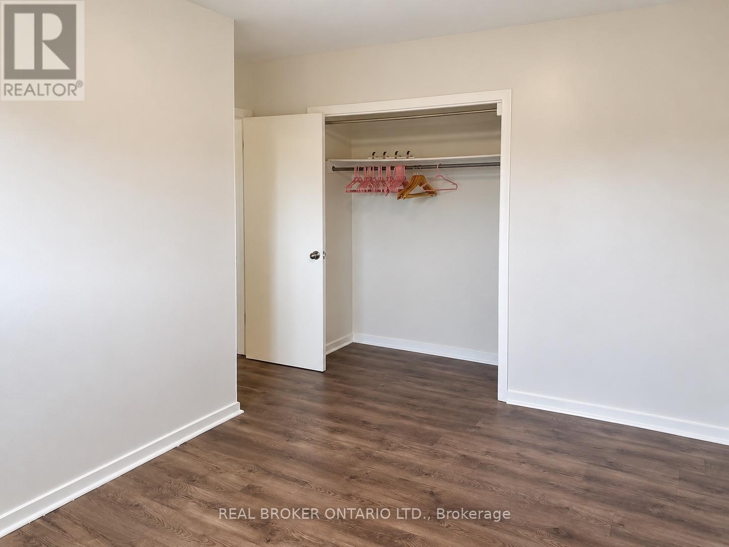 49 Thompson Avenue Property Photo 13