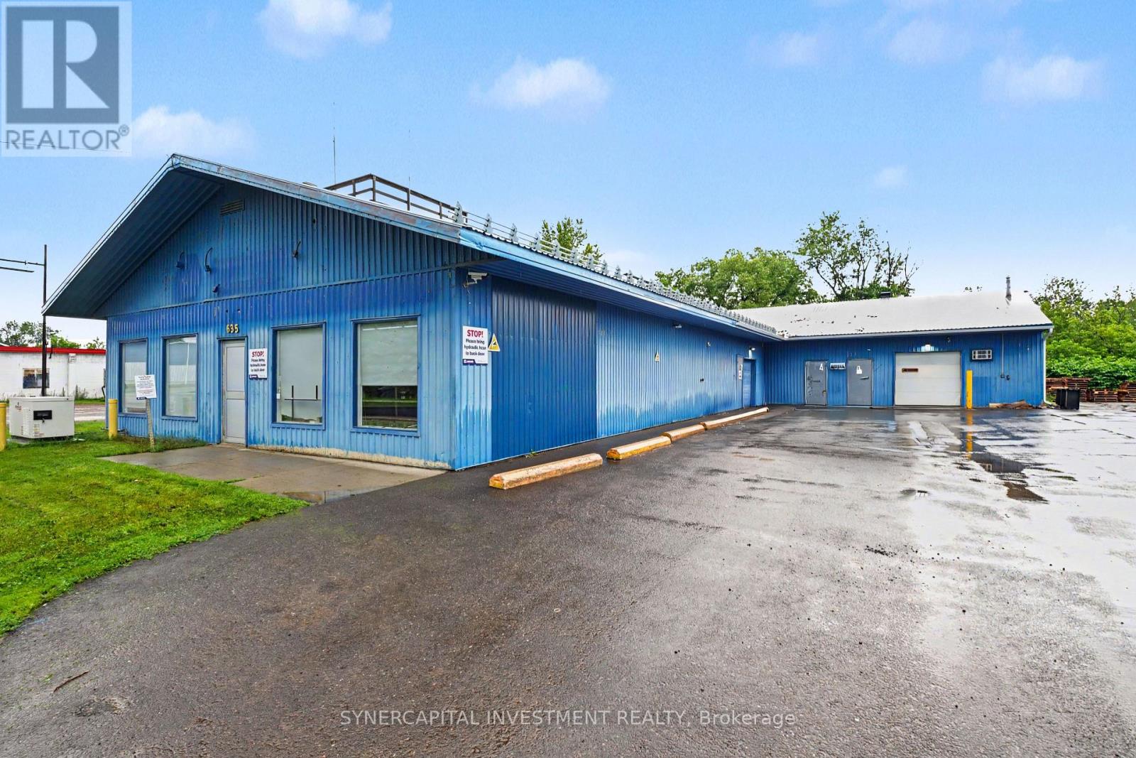 635 Nelson Street Property Photo 4