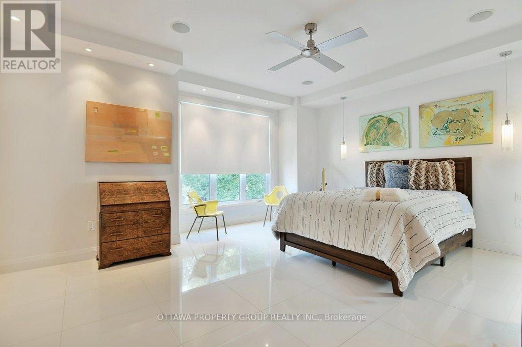 10 Chestnut Street Property Photo 16