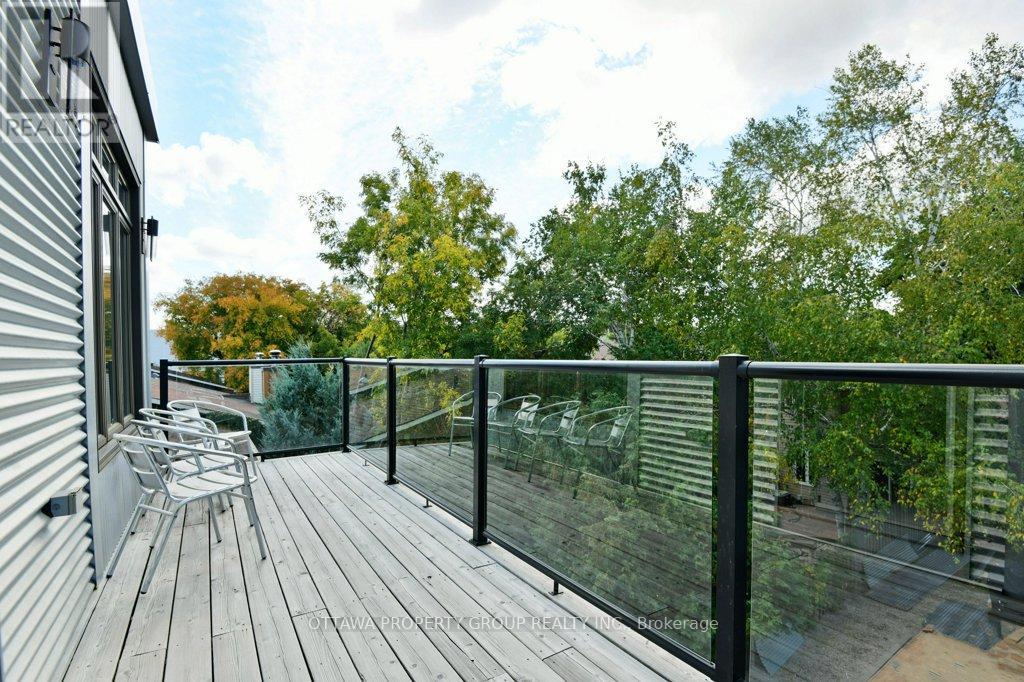 10 Chestnut Street Property Photo 23