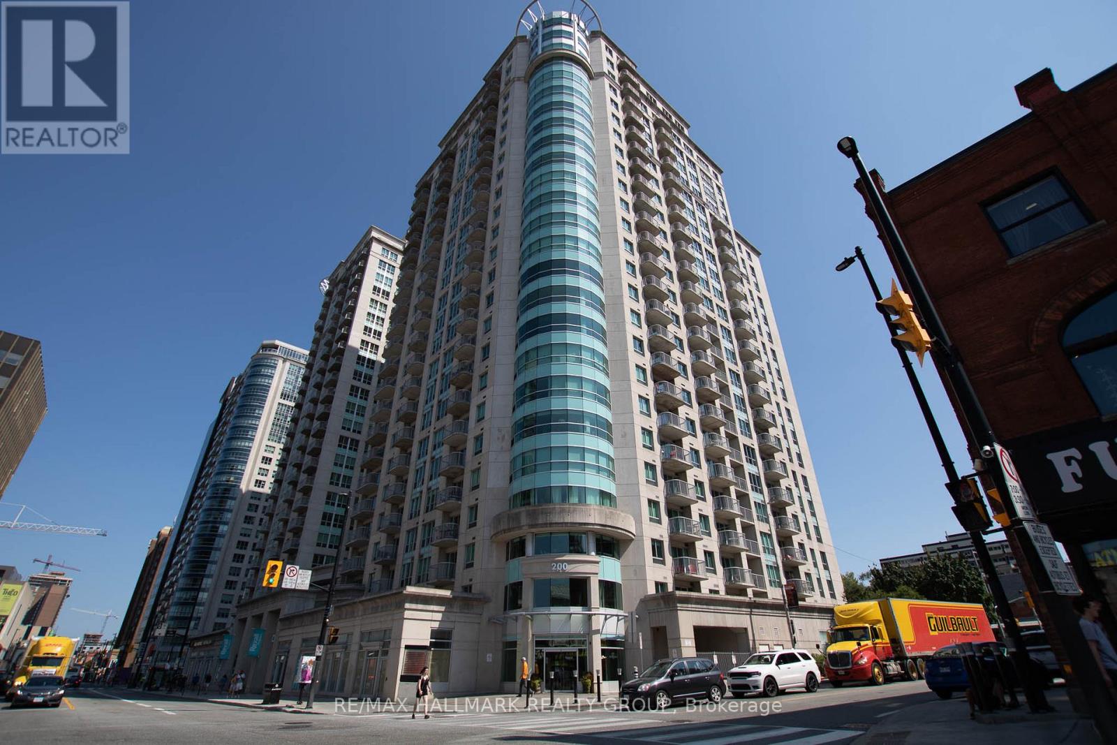 207 - 200 RIDEAU STREET Property Photo 1