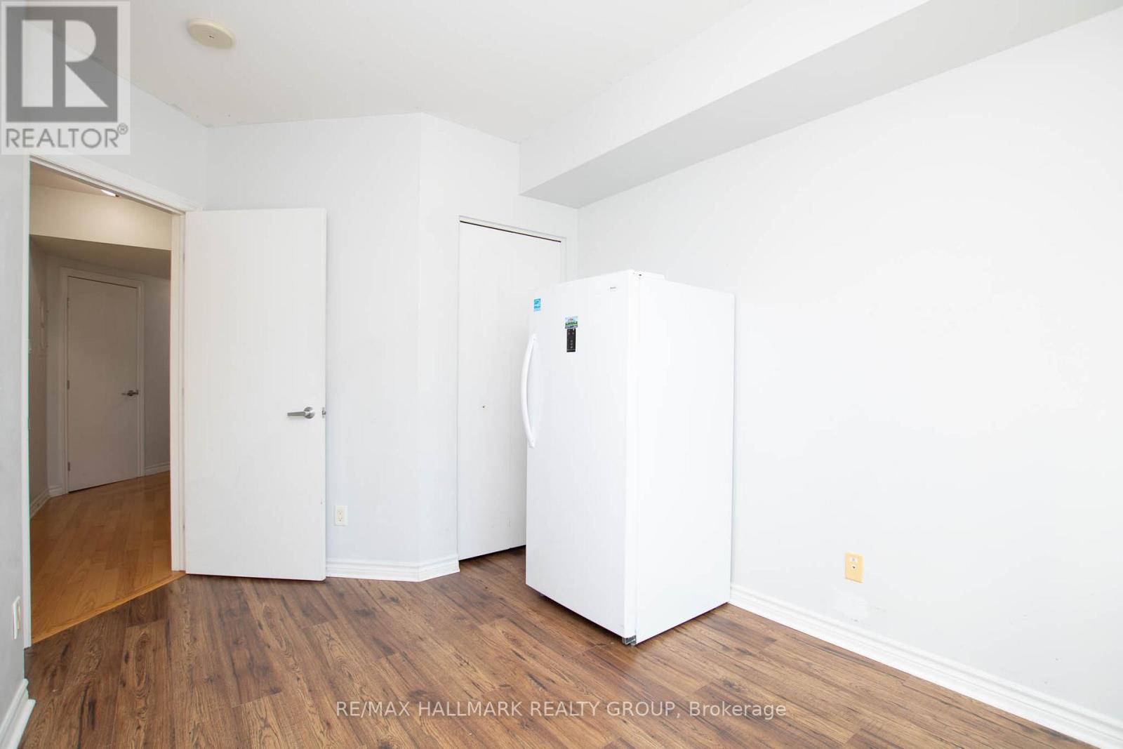 207 - 200 Rideau Street Property Photo 25