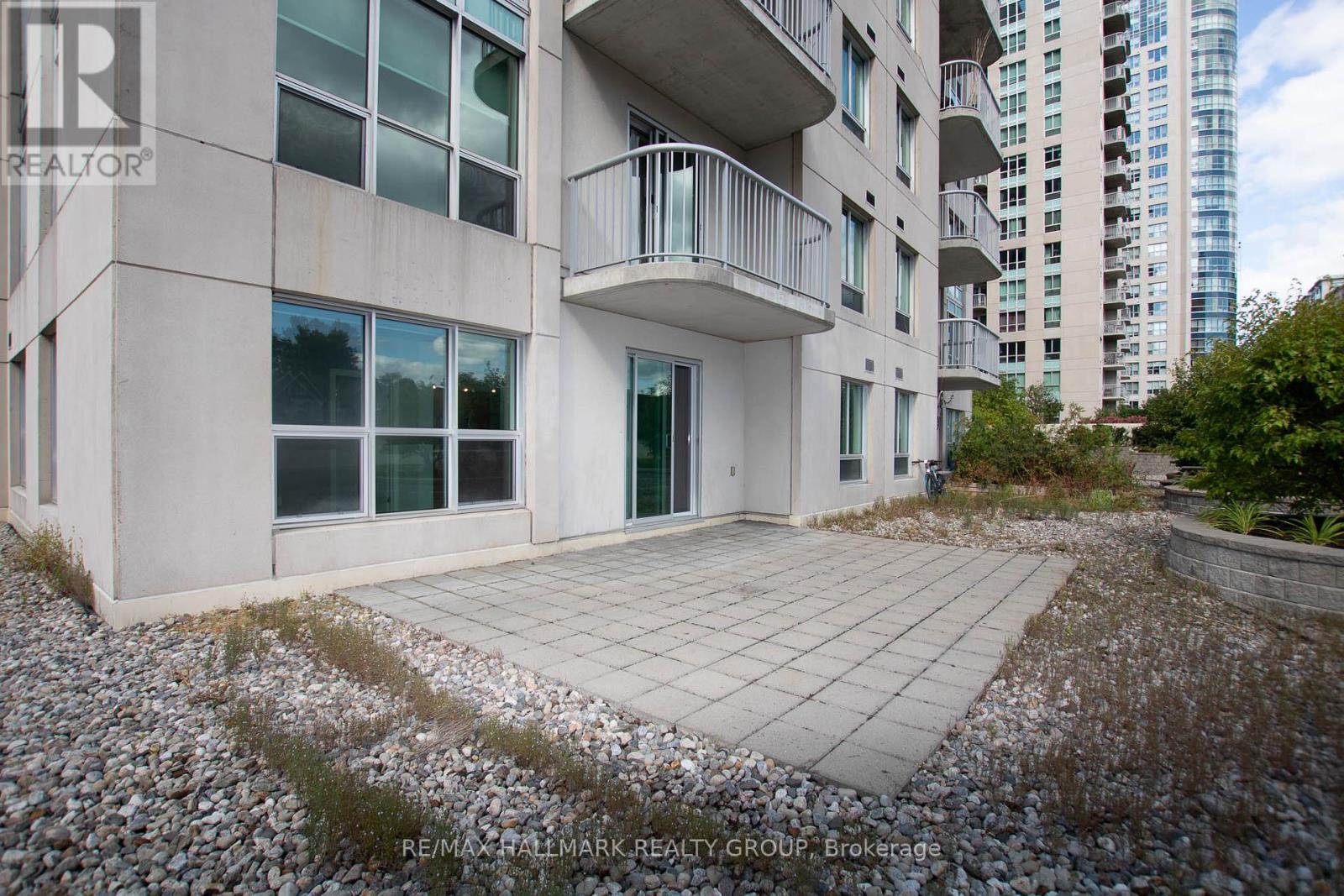 207 - 200 Rideau Street Property Photo 27